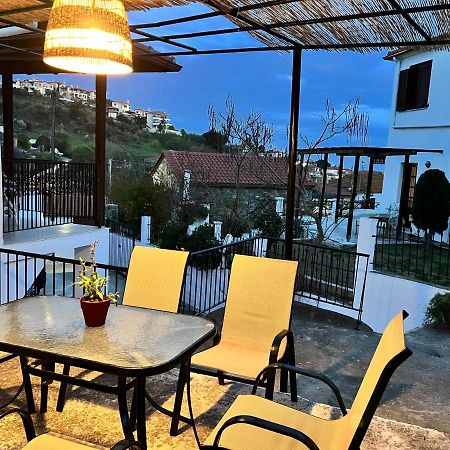 Neakitos Summer House Никити Екстериор снимка